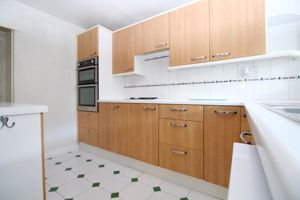 Kitchen- click for photo gallery